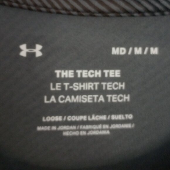 Under Armour The Tech Tee Black & Grey Shadow Stripes T-Shirt & Socks Bundle - Picture 3 of 12